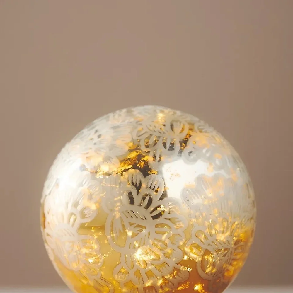 NWT Anthropologie  Holiday LARGE Glass Orb - Picture 4 of 4